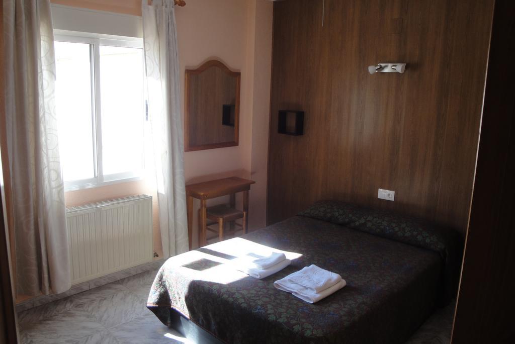 Hostal Cristina Dénia Eksteriør billede