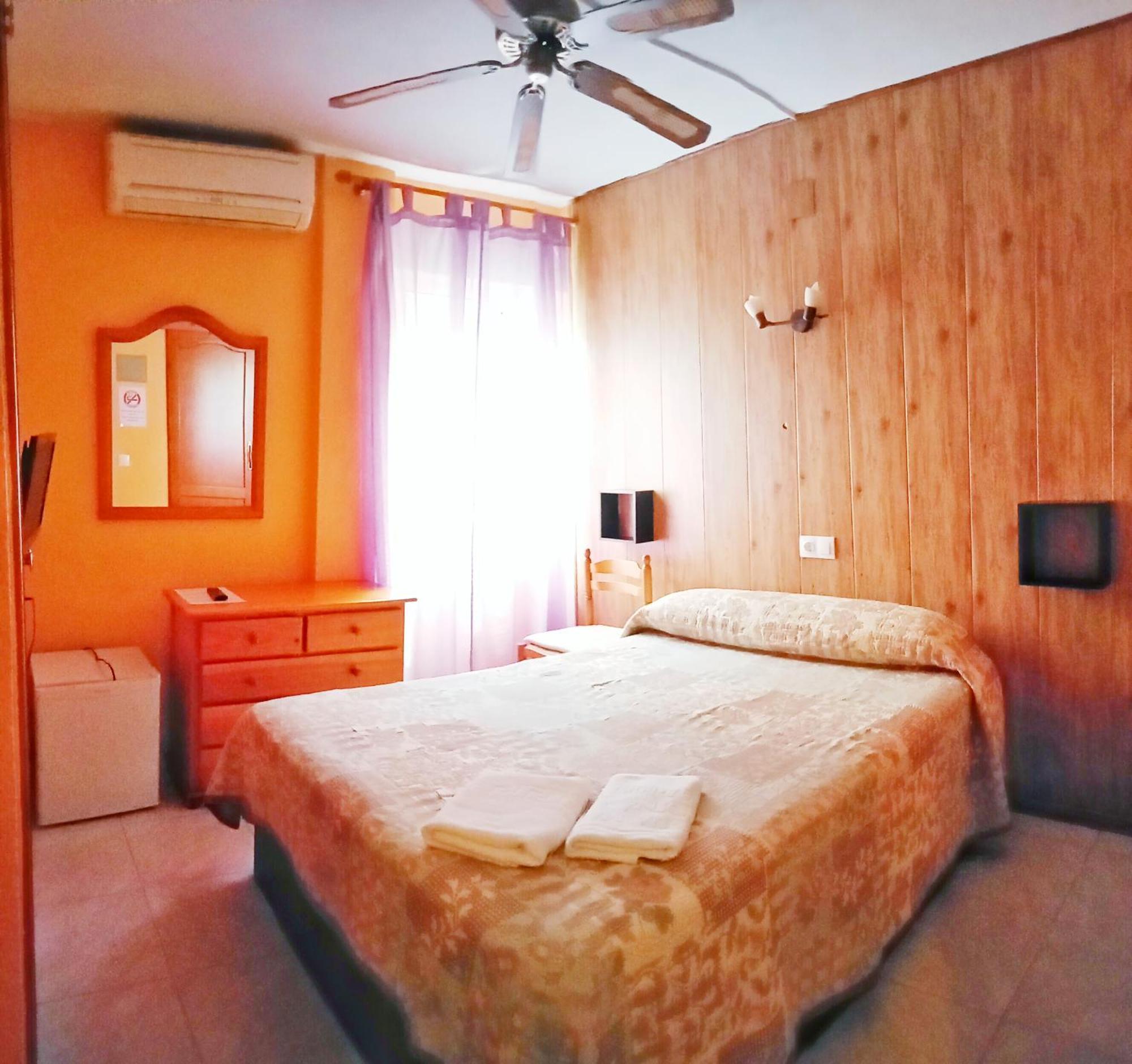 Hostal Cristina Dénia Eksteriør billede